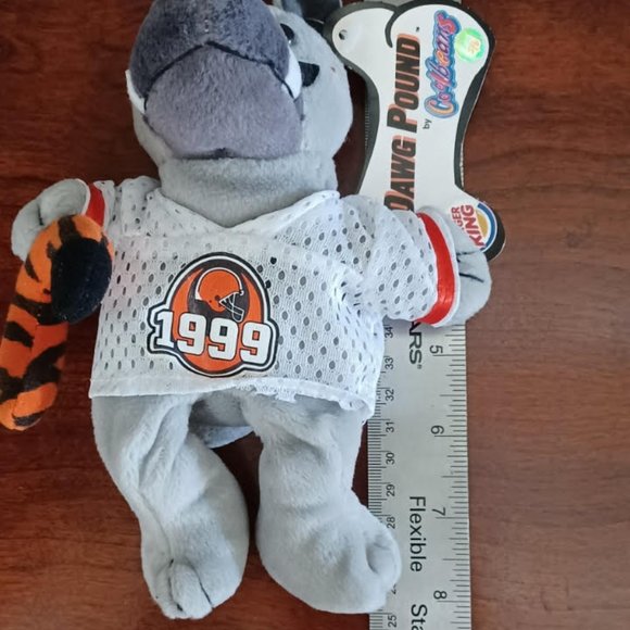 Cleveland Browns 1999 Dawg Pound Dog - NWT - Picture 4 of 9